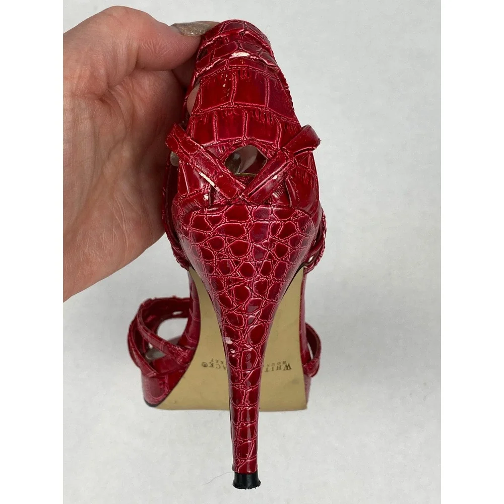 White House Black Market Red Croc Embossed T-Strap Platform Heels Womens 7M